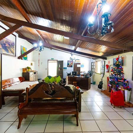 Hostel Шапада-дус-Гимарайнс Экстерьер фото